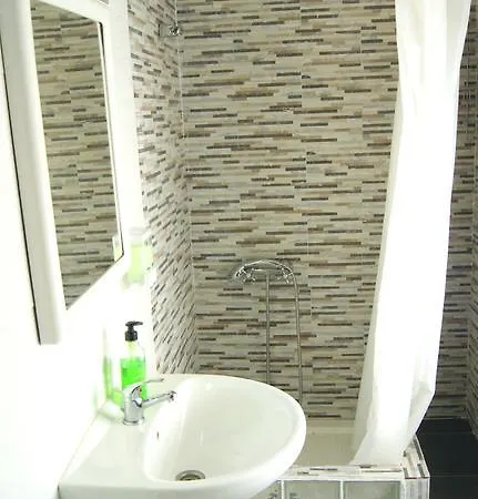 Matt Terrace Guest house